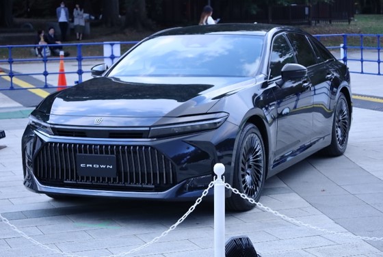 燃料電池自動車の画像